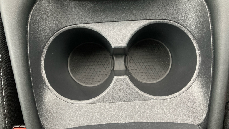 Nissan Qashqai 1.3 DiG-T MH N-Connecta [Glass Roof] 5dr Petrol Hatchback